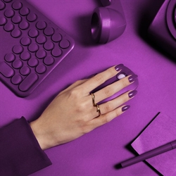 399 Violet Rays, Rise and Shine, CND Vinylux (u)