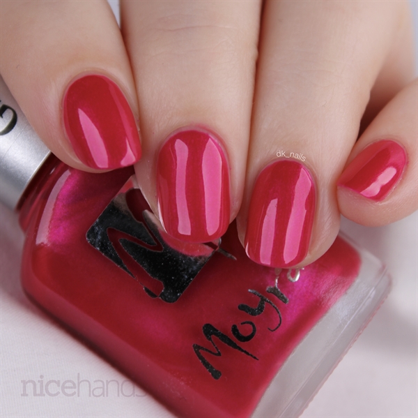 921 Julie, Moyra Gel look Neglelak