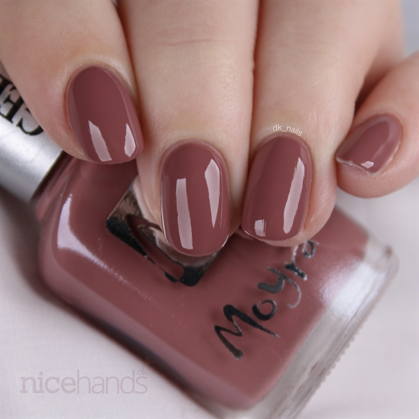 927 Lisette, Moyra Gel look Neglelak