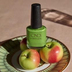 363 Crisp Green, Autumn Addict, CND Vinylux (u)