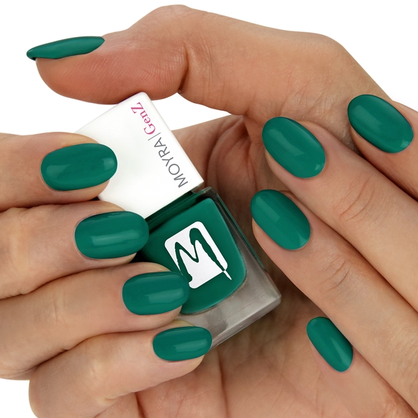 No. 01 Emerald, Gen Z Moyra