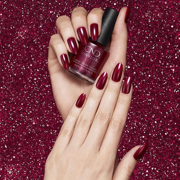 330 Rebellious Ruby, Crystal Alchemy, CND Vinylux (u)