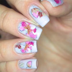 Design med Folie og Blossom - Step By Step nail art
