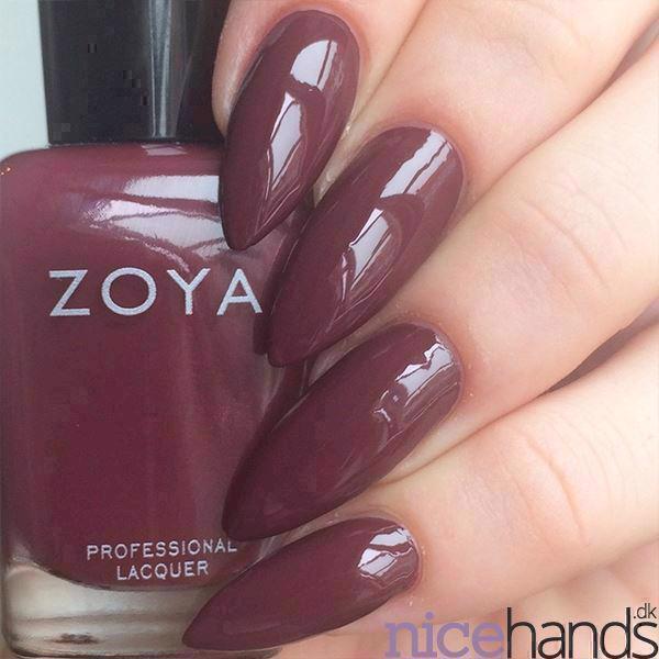 Mona, Zoya