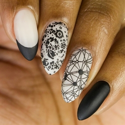 B068 Totally Spaced Out, stampingplade, Whats up Nails