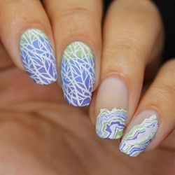 B069 Texture Therapy, stampingplade, Whats up Nails