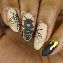 B075 Somewhere in Bee-tween, stampingplade, Whats up Nails